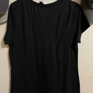 BLACK Hanes V-Neck